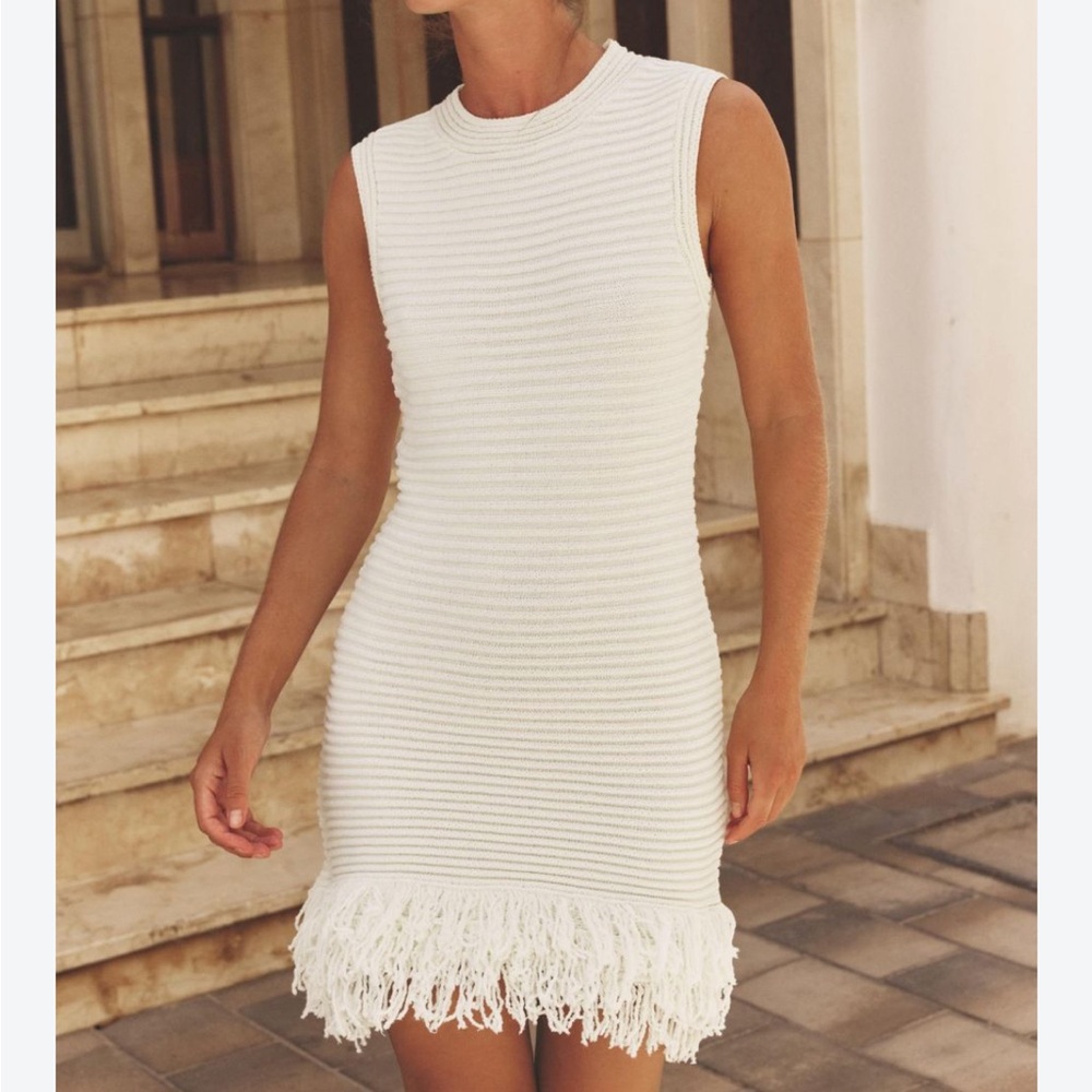Zara White Sleeveless Fringe-Hem Knit Dress